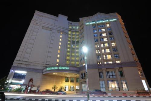 Riverbank Suites Waterfront Κουτσίνγκ Εξωτερικό φωτογραφία